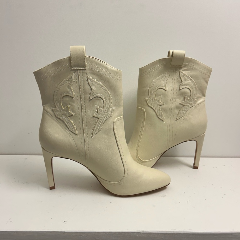 The cutest western ankle boot